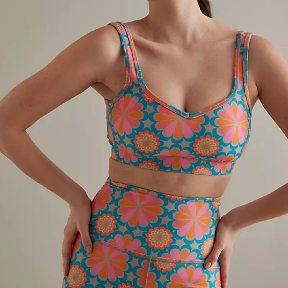 Anthropologie Beyond Yoga Power Play Play Sports Bra size Small